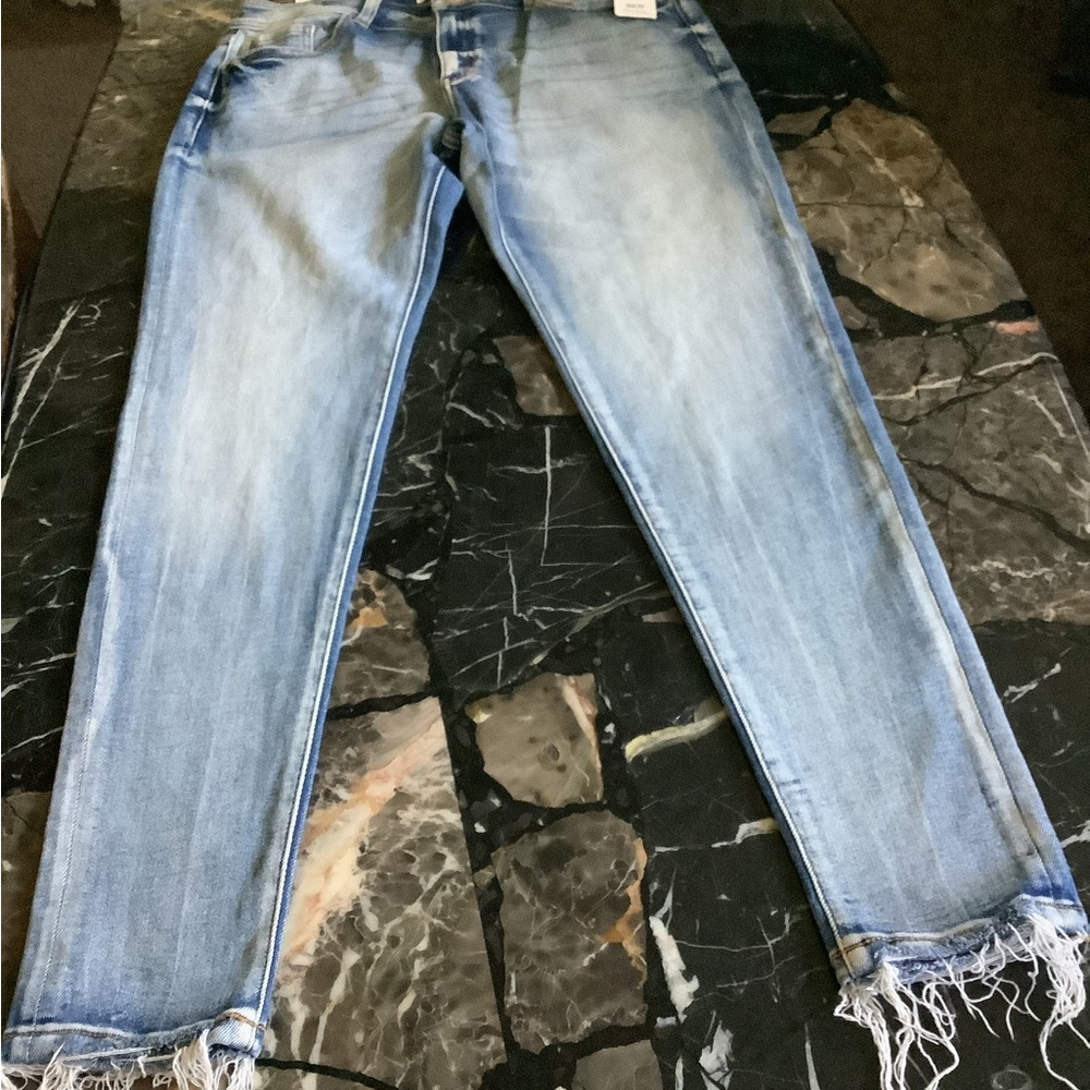 NWT Kancan signature mid rise ankle skinny distressed hem jeans size 31